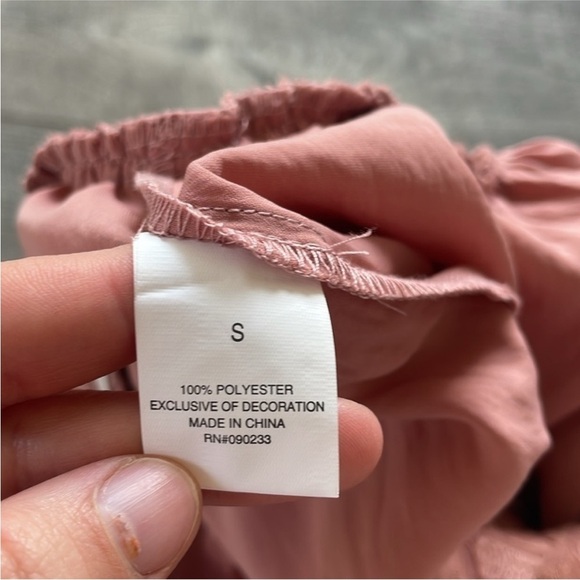 Kendall & Kylie Size Small Blush Pink Embroidered Lace Romper - Picture 7 of 8